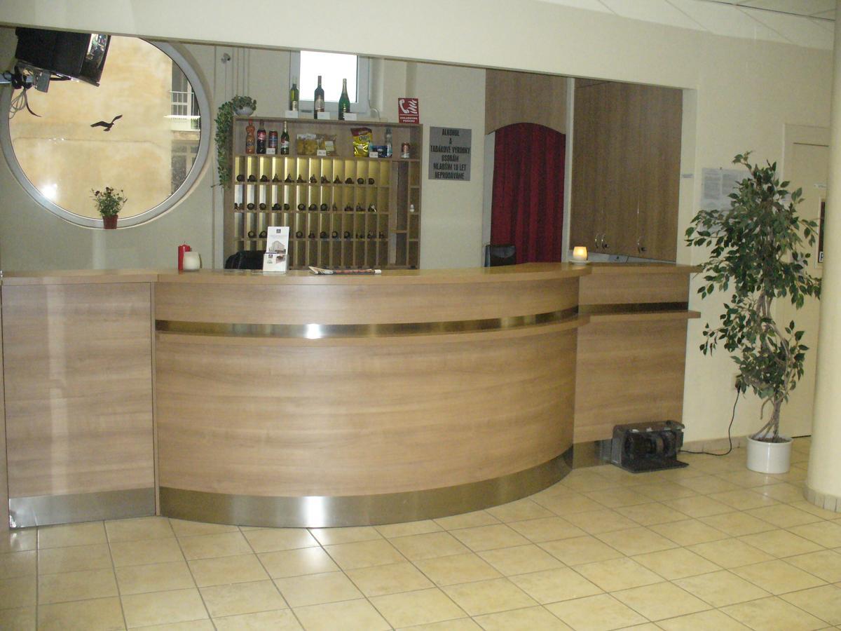 Hotel Morava Uherské Hradiště Eksteriør bilde